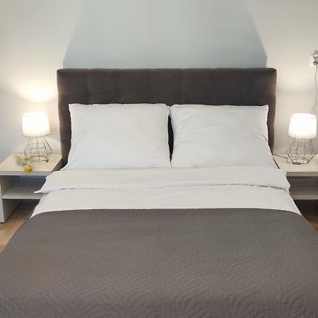 Apartament Leliwa - Centrum Тарнув Экстерьер фото